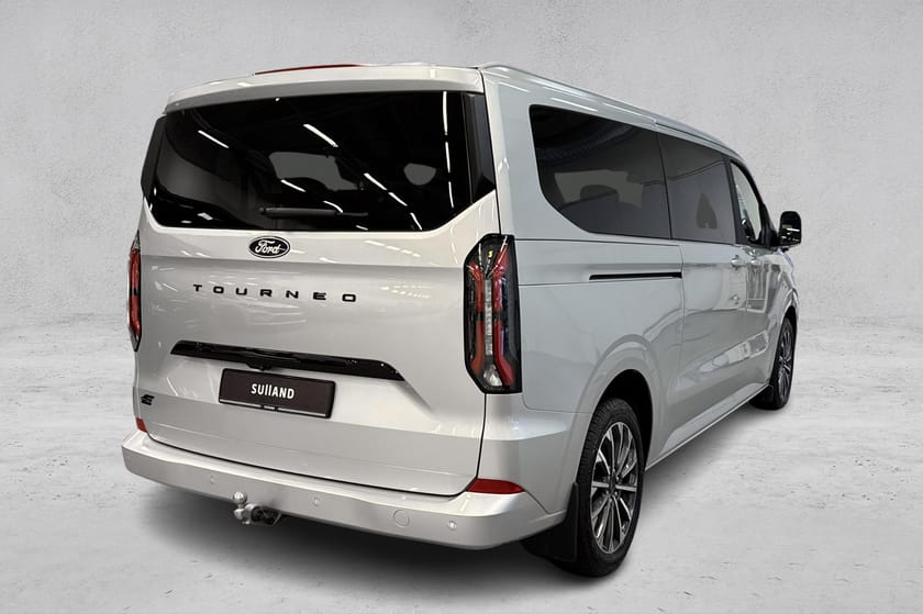 Bilde 5 av Ford E-Tourneo Custom 340 L2 Titanium X 8-seter /Krok/Skinn/360kamera/B&O/Apple+