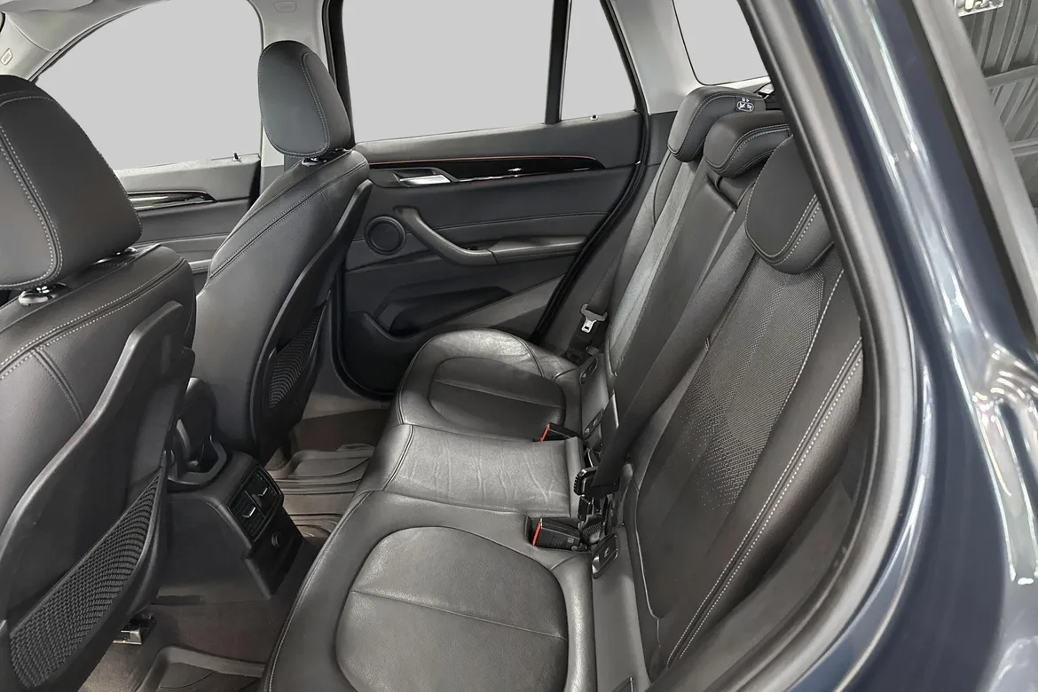 picture of a car