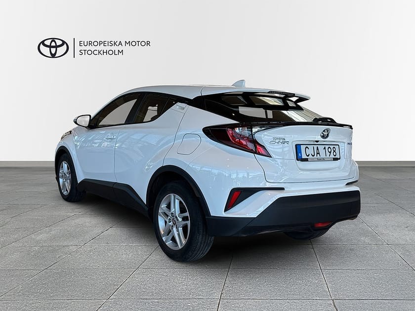 Bild 3 av Toyota C-HR Hybrid CVT Active Vinterhjul
