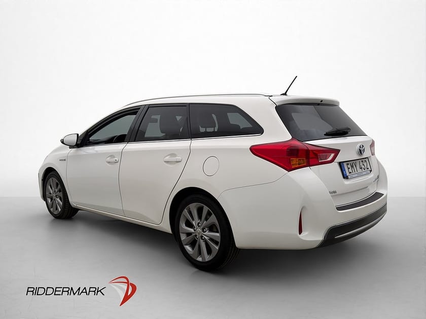 Bild 5 av Toyota Auris Touring Sports Hybrid TS 136hk Backkamera 360kr Skatt 0,4L/mil