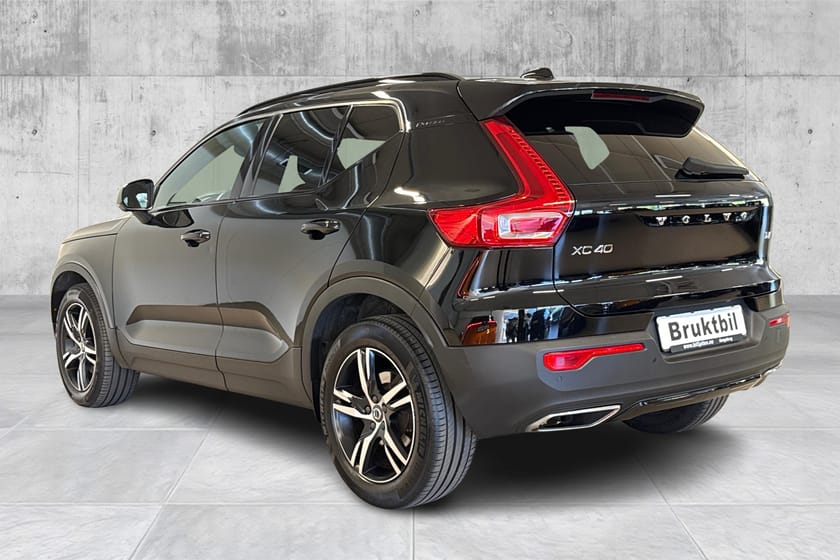 Bilde 3 av Volvo XC40 R-Design AWD 190HK/Krok/360Kamera/Forvarmer/Panorama