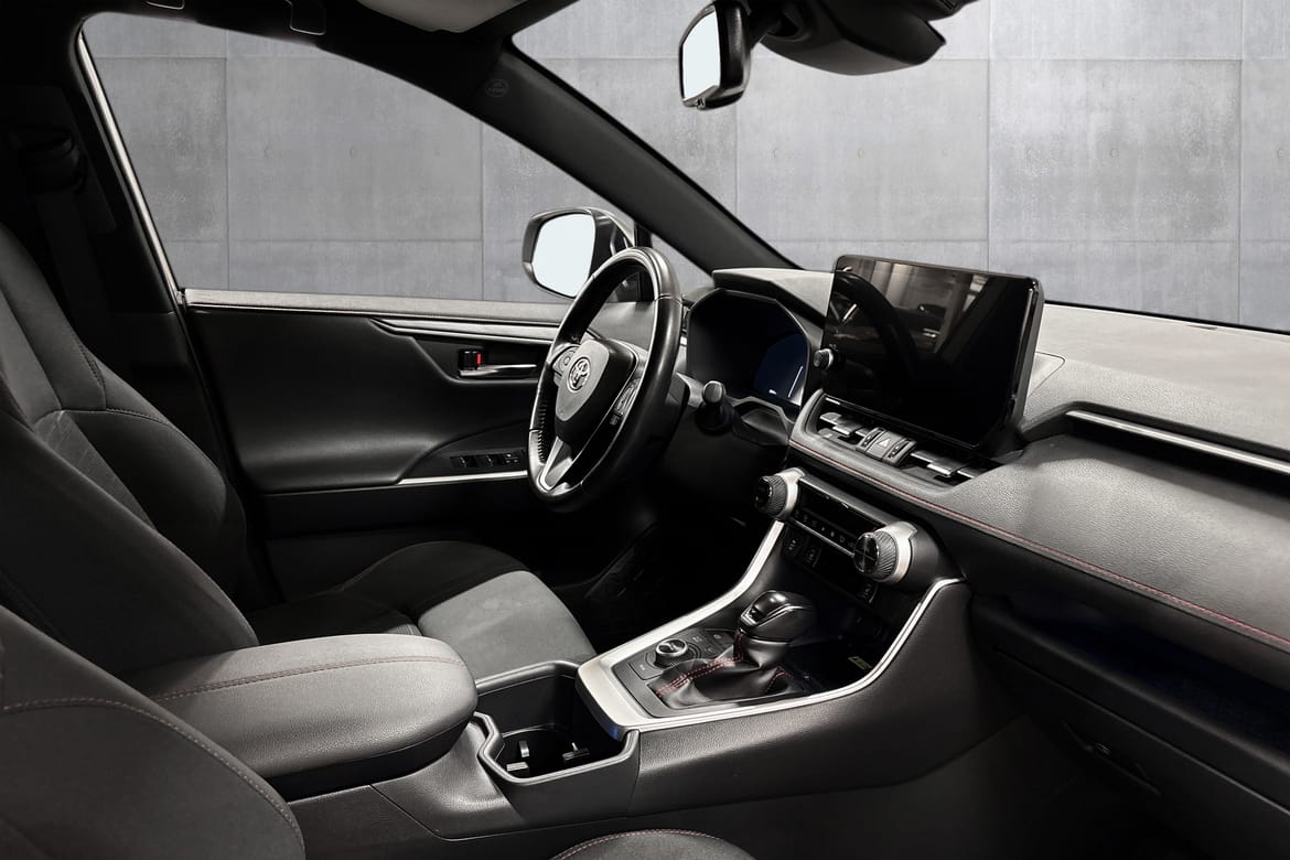 Toyota RAV4 Plug-in Hybrid E-CVT, 306hk, 2023