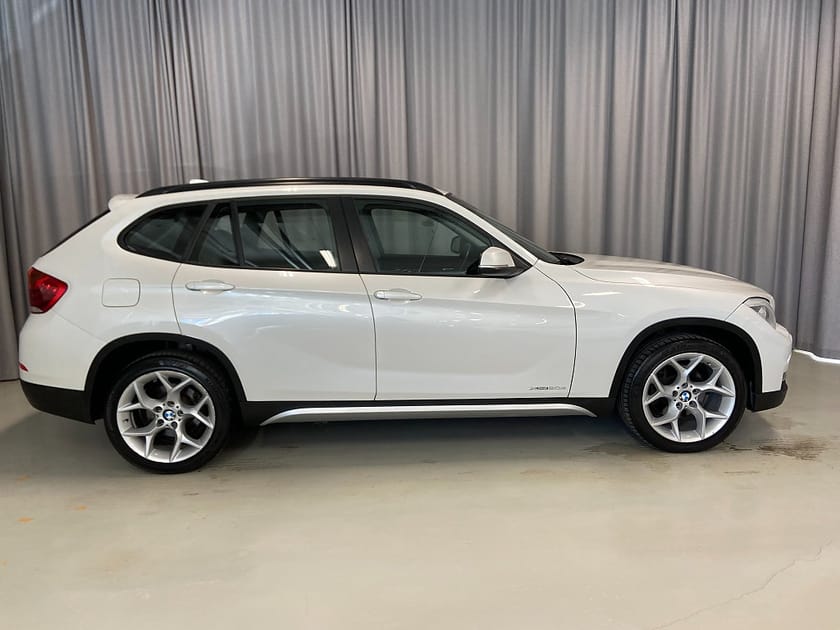 Bild 4 av BMW X1 xDrive20d Steptronic xLine Drag Navi