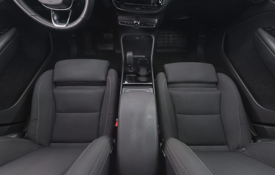 Volvo C40 2022 - miniatyr 10