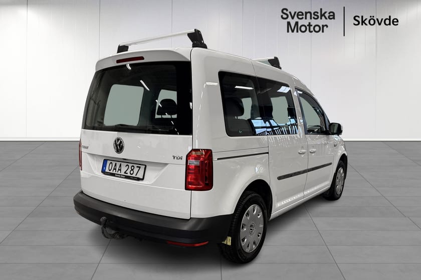 Bild 4 av Volkswagen Caddy Combi 5-sits 2.0 TDI DSG B-kamera Värmare Drag Momsbil
