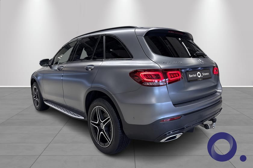 Bilde 3 av Mercedes-Benz GLC 300 e 4MATIC Selenite Grey Magno| HUD| Hengerfeste | AMG Line