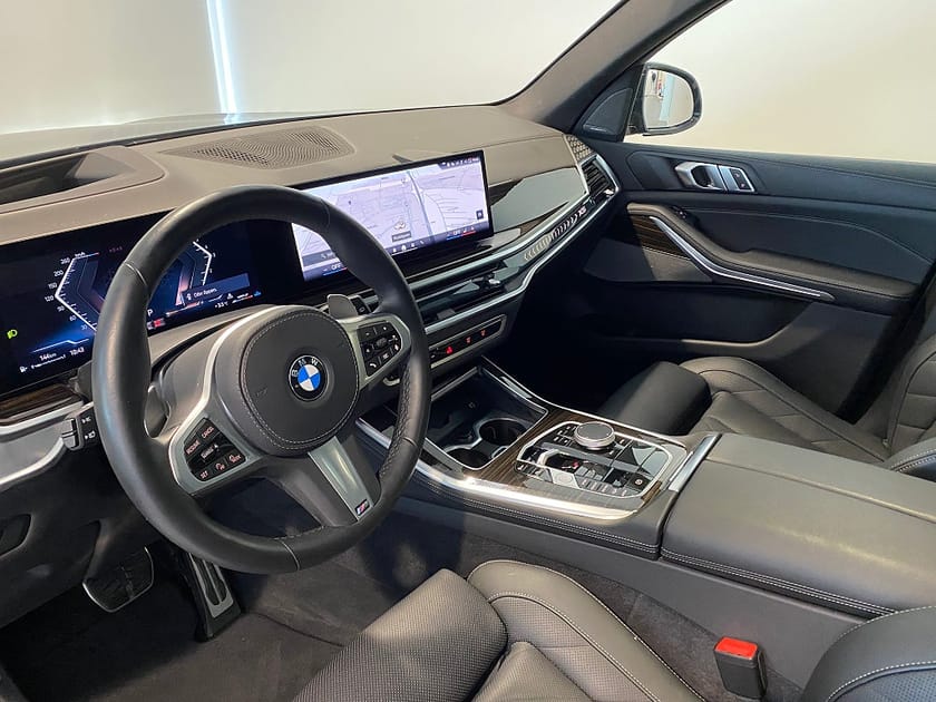 Bild 4 av BMW X5 xDrive30d 4,95% ränta M-Sport Panorama ElstolarMedMinne