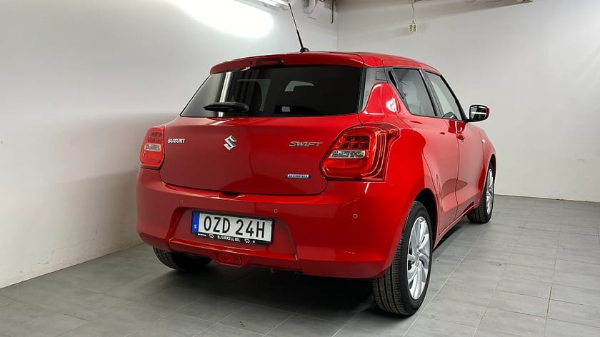 Bild 3 av Suzuki Swift 1.2 Automat, Backkamera,  Adaptiv farthållare