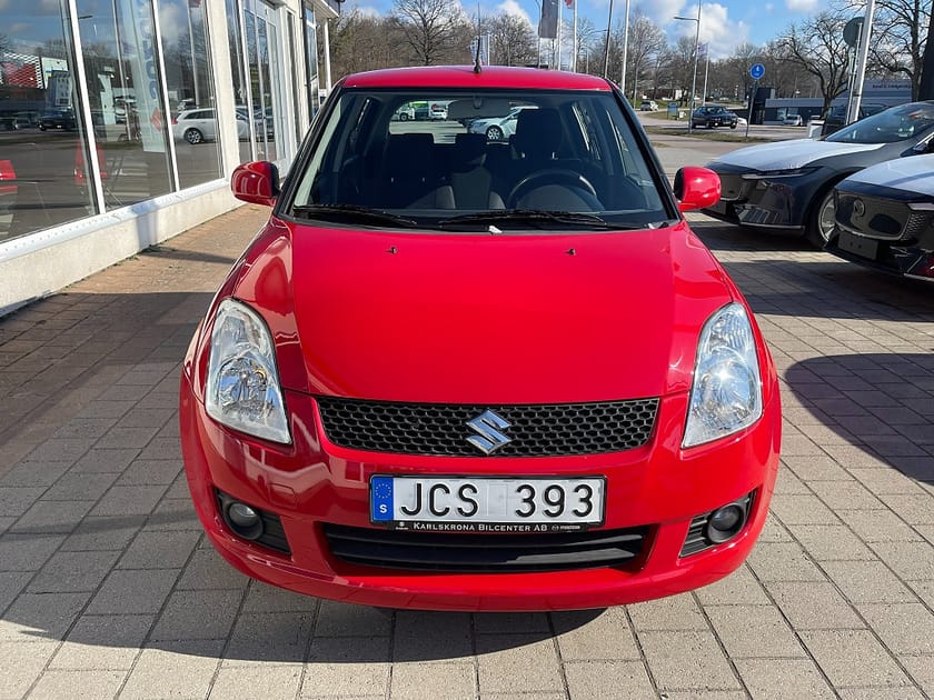 Bild 2 av Suzuki Swift 1.5 DOHC 16V VVT Automat 102 hk