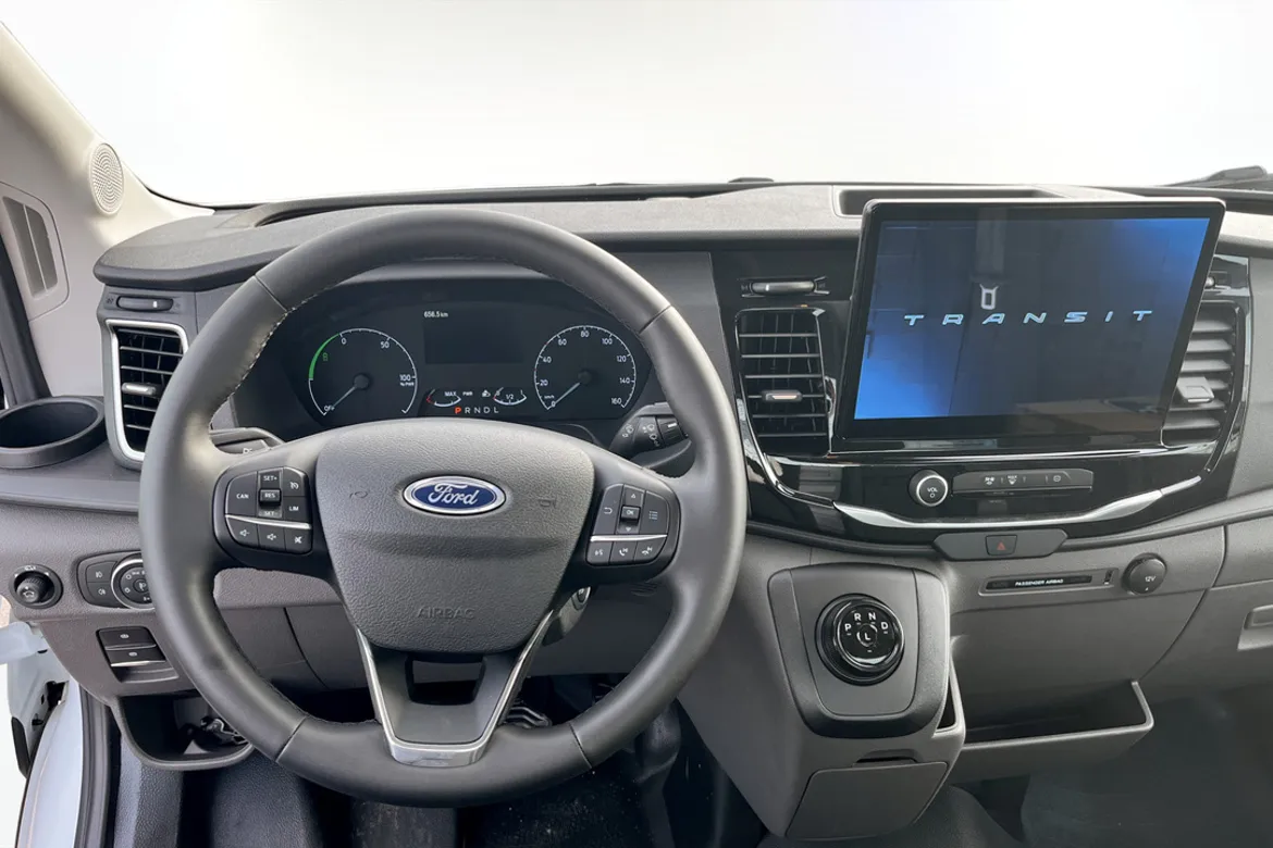 Ford E-Transit 350 Chassi Cab