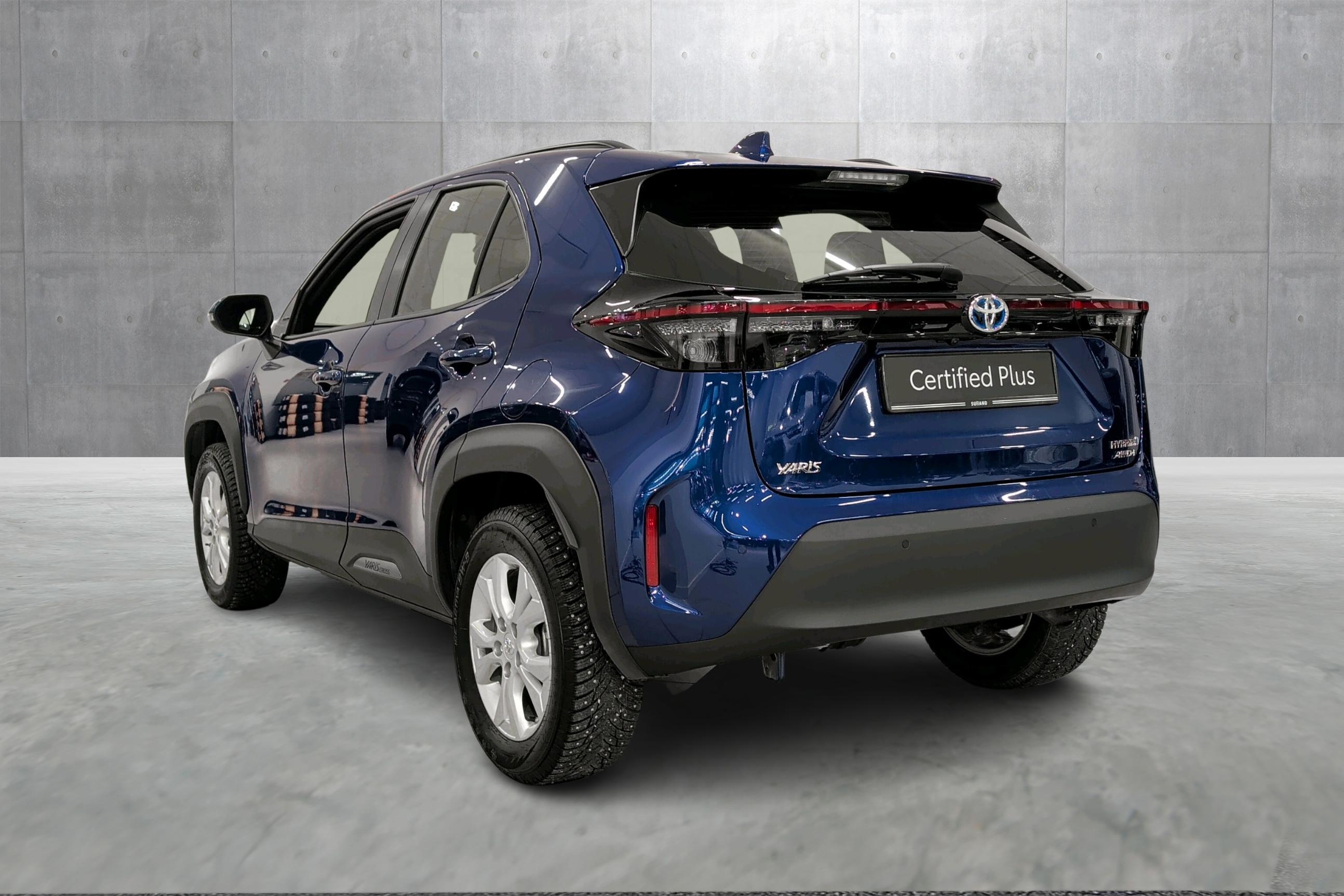 Thumnail bilde 2 av Toyota Yaris Cross Hybrid AWD-i