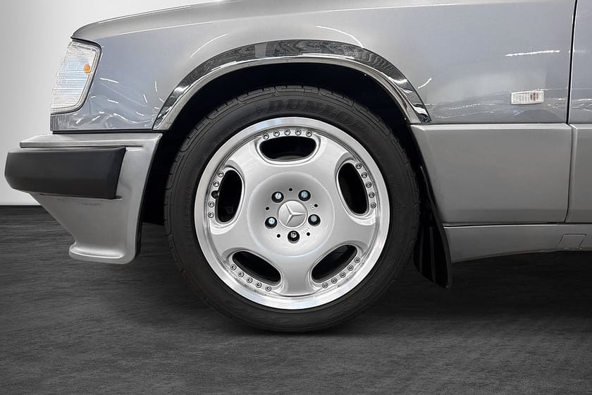 Bild 2 av Mercedes-Benz 230 CE Coupé Automatisk (132hk) TAKLUCKA 3300MIL TOPPSKICK