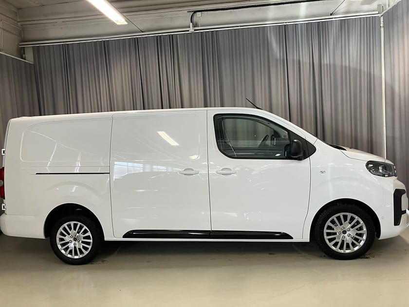 Bild 4 av Peugeot Expert L3 2.2 BlueHDi 150hk Automat LED-Ramp