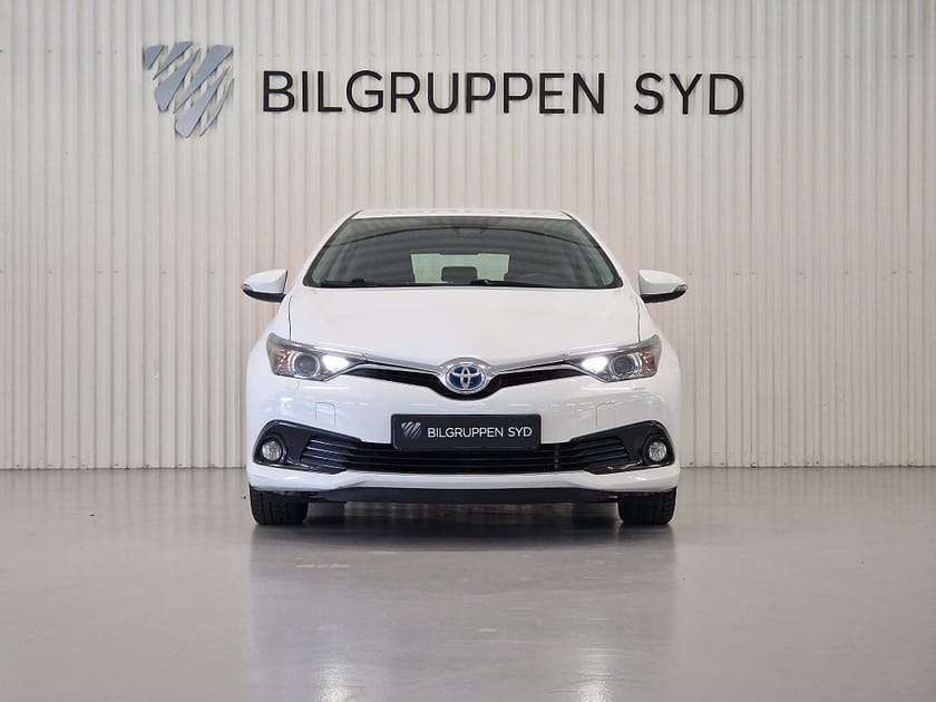 Bild 2 av Toyota Auris Hybrid e-CVT Active|B-kamera|Nybesiktigad|