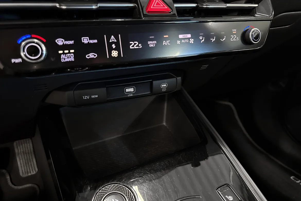 picture of a car
