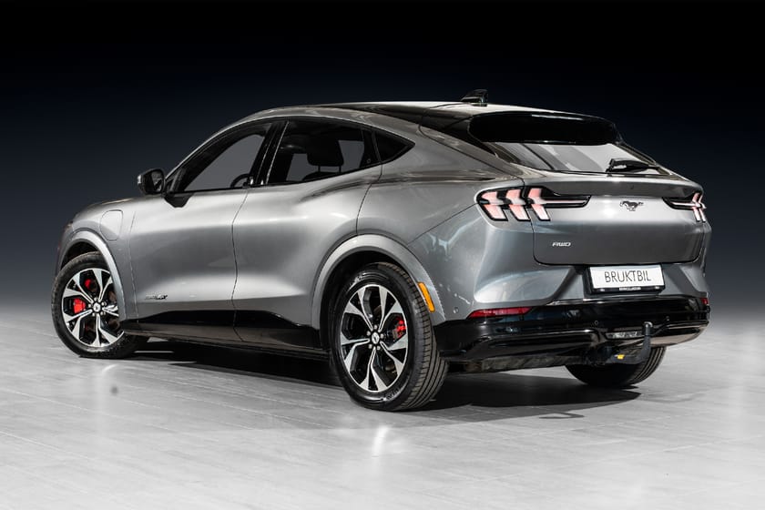 Bilde 2 av Ford Mustang Mach-E Long Range AWD First Edition Topputstyrt|Krok|Pano|Bytte|1-eier