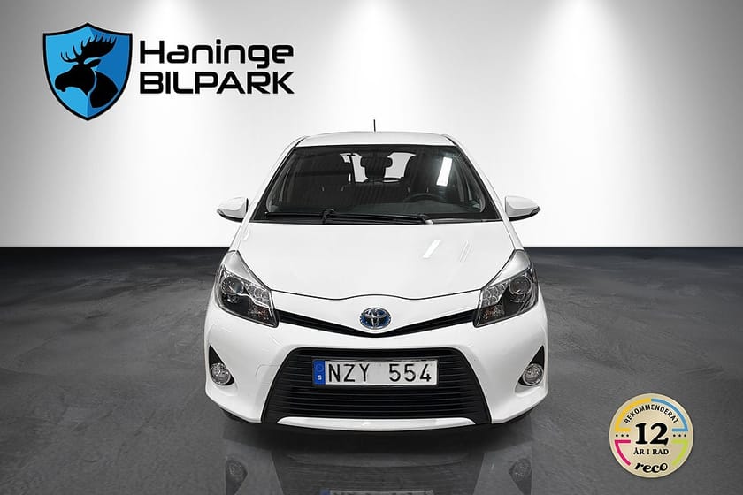 Bild 3 av Toyota Yaris Hybrid e-CVT / B-kamera / SUPERDEAL 3.95%