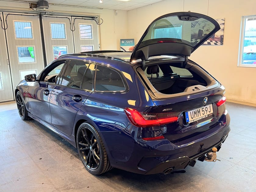Bild 3 av BMW 330i xDrive Touring 330 M Sport Laser H/K Pano HUD Drag UNIK