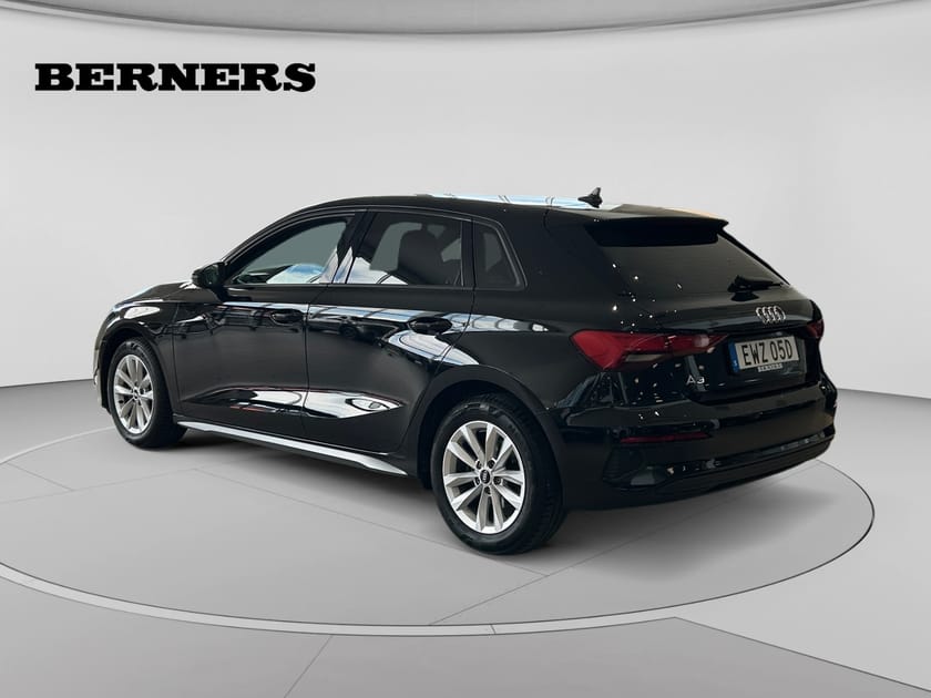 Bild 3 av Audi A3 Sportback 35 TFSI 150 HK S TRONIC/ Parkeringsvärmare