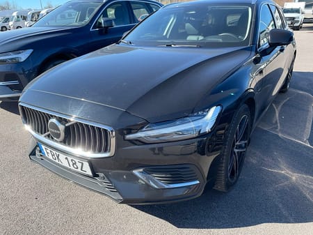 Volvo V60 T6 Recharge Core Bright plug in AWD 350HK 4x4 Läder