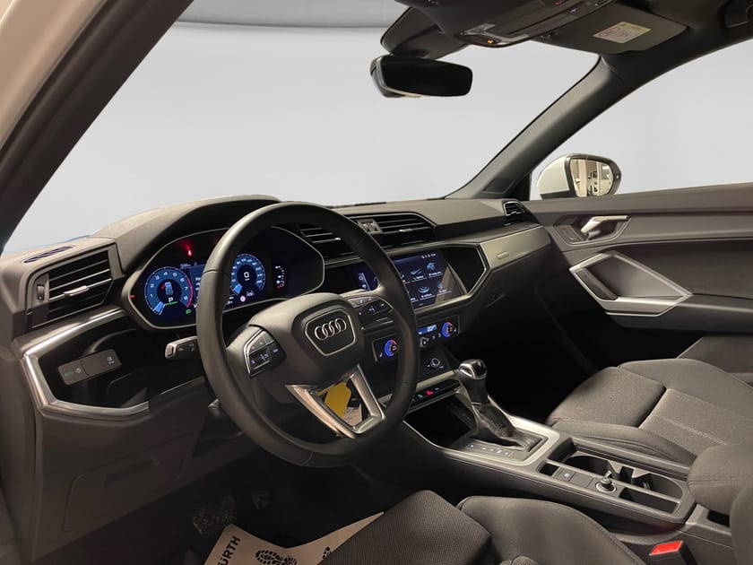Bild 4 av Audi Q3 40 TFSI quattro Quttro S-tronic / Advanced / drag / Värmar