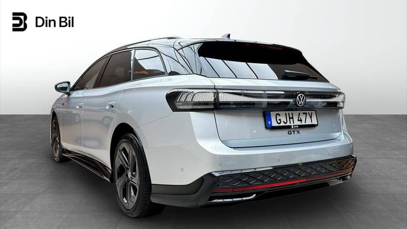 Bild 3 av Volkswagen ID.7 GTX Tourer 86kWh 340hk Drag