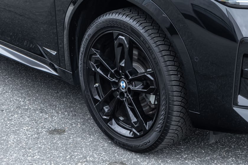Bilde 3 av BMW iX2 xDrive30 M-Sport H.feste El.seter ACC HeadUP H/K