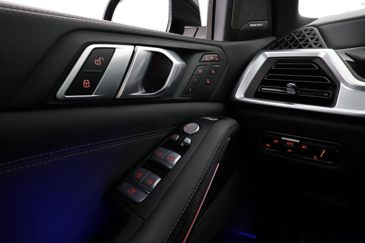 BMW X7 2023 - miniatyr 16