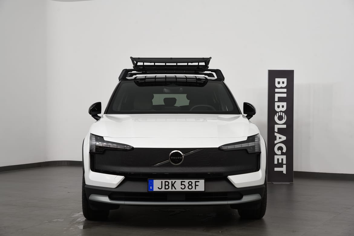 Volvo EX30 2025 - miniatyr 2