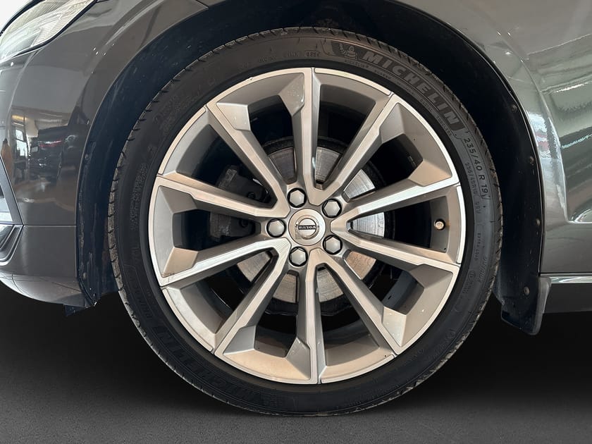 Bild 5 av Volvo V60 B4 Diesel Momentum Advanced SE