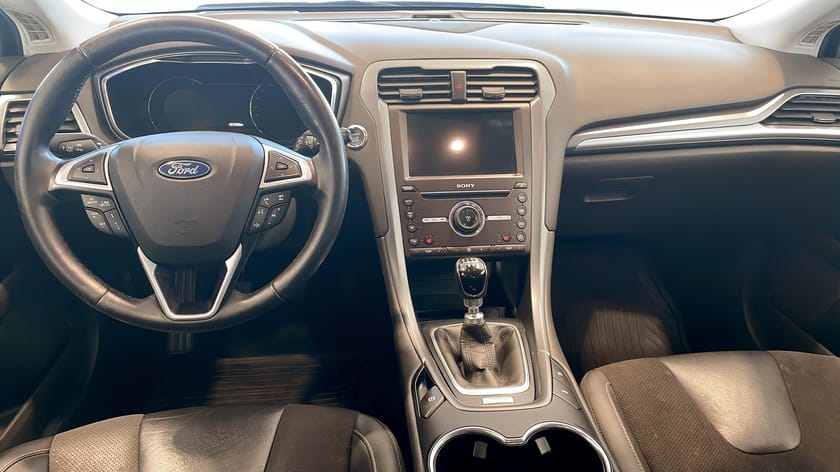 Bild 4 av Ford Mondeo 2.0 TDCi 180hk Titanium Business Carplay