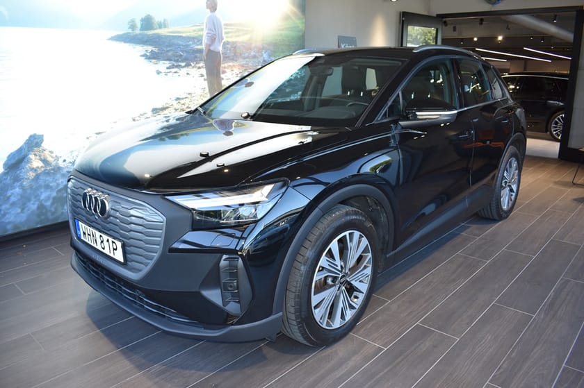 Bild 1 av Audi Q4 40 e-tron 150 kW / 204 HK PROLINE