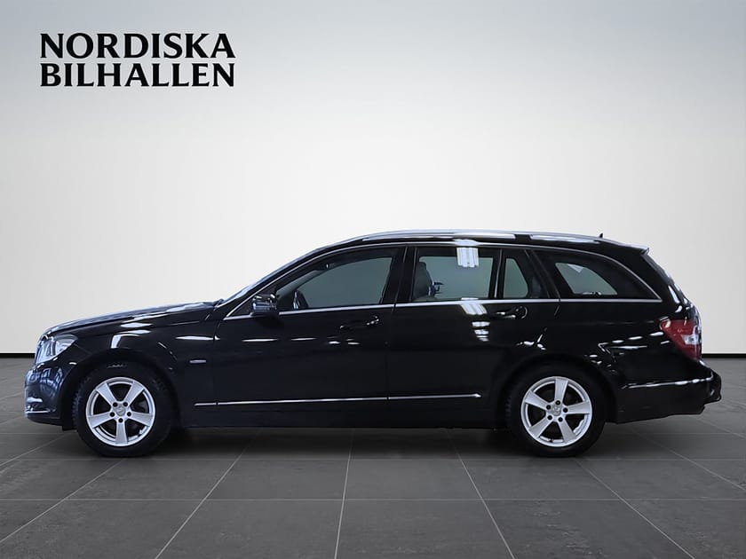 Bild 4 av Mercedes-Benz C 180 T BE BlueEFFICIENCY 7G-Tronic Avantgarde Nyservad Drag