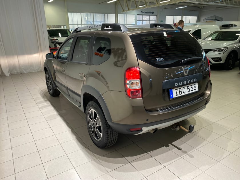 Bild 3 av Dacia Duster 4x4 phII 1,2 TCe Black Shadow II