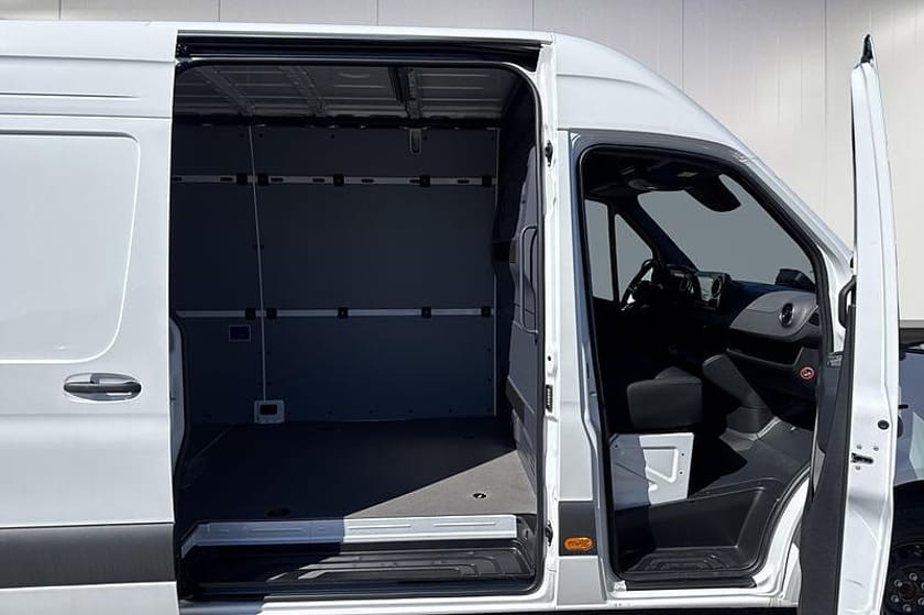 Bild 5 av Mercedes-Benz eSprinter 420 113 kWh Pro  204hk