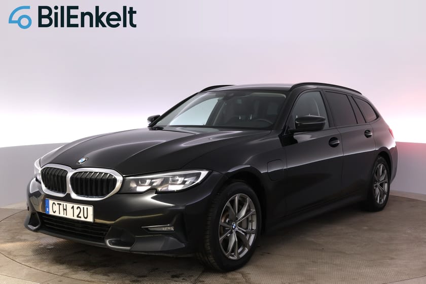 Bild 4 av BMW 330e xDrive Touring vxDrive Sport line B-Kamera Cockpit HiFi