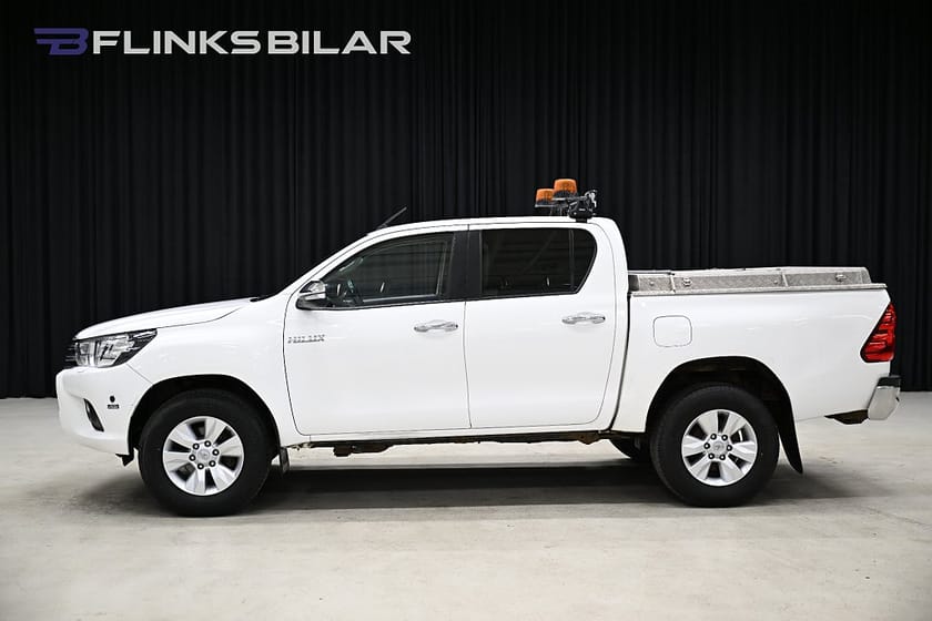 Bild 2 av Toyota Hilux Dubbelhytt 2.4 AWD 150HK Automat|Dubbelhytt|Flaklock|Drag|Värmare