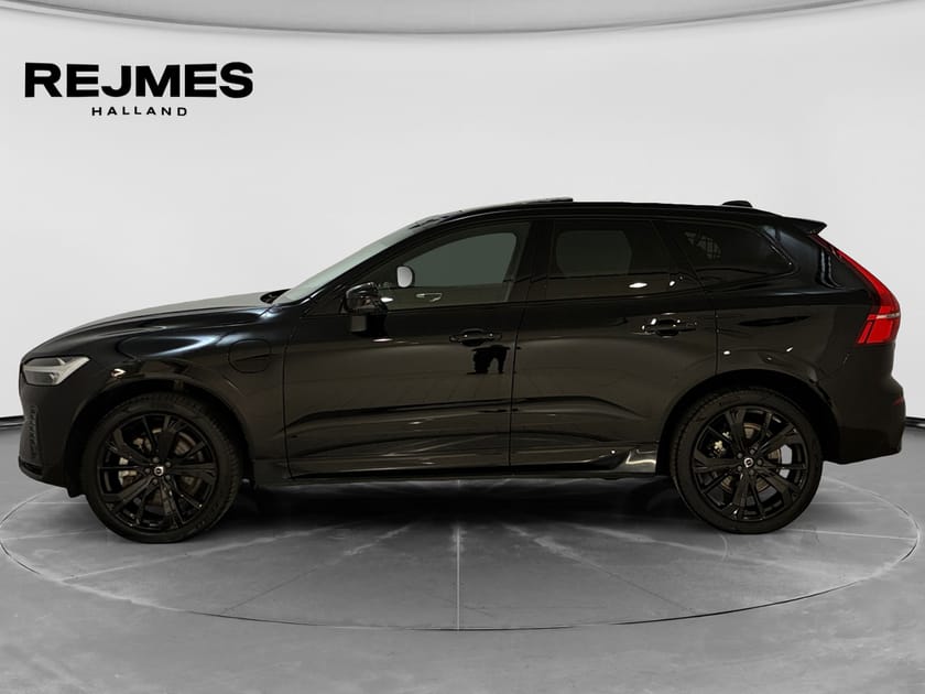 Bild 3 av Volvo XC60 T6 Plus Black Nordic Edition | H/K | 360 Kamera | Dragkrok |