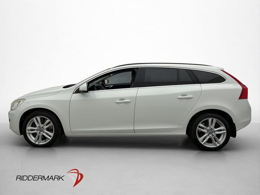 Bild 5 av Volvo V60 D4 AWD Momentum Värmare Skinn Kamrem-Bytt Dragkrok