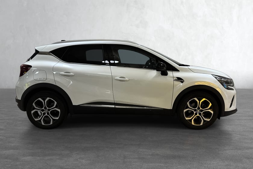 Bilde 2 av Renault Captur E-TECH Plugin-Hybrid 160 INTENS Plug-In 160hk/Ladbar hybrid/ WLTP 50km/LAV KM!!