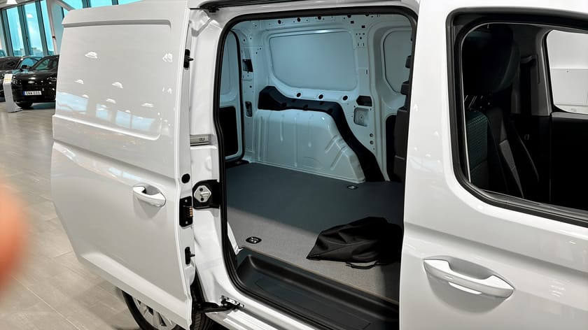 Bild 5 av Ford Grand Transit Connect Skåp L2 Limited PHEV / Demo Uppsala / Årsskatt 360kr