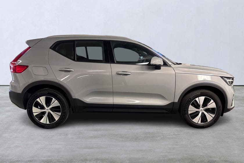 Bild 3 av Volvo XC40 B4 FWD Bensin Core