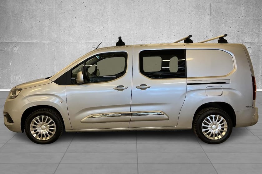 Bilde 2 av Toyota ProAce City (L2) 1.5 D Aut. Comfort/sideh. bakd./2 skyvedører/krok