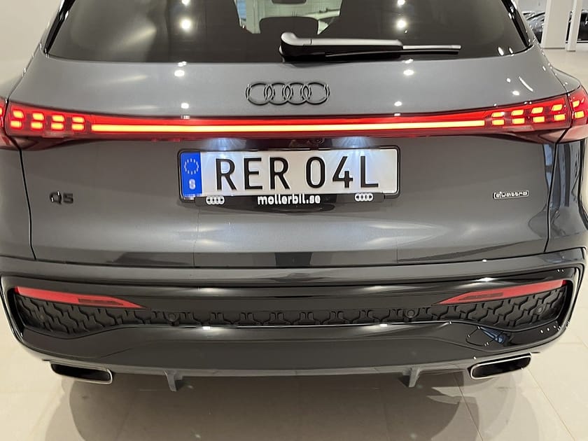 Bild 4 av Audi Q5 e-hybrid quattro Sportback SUV 270 KW S TRONIC