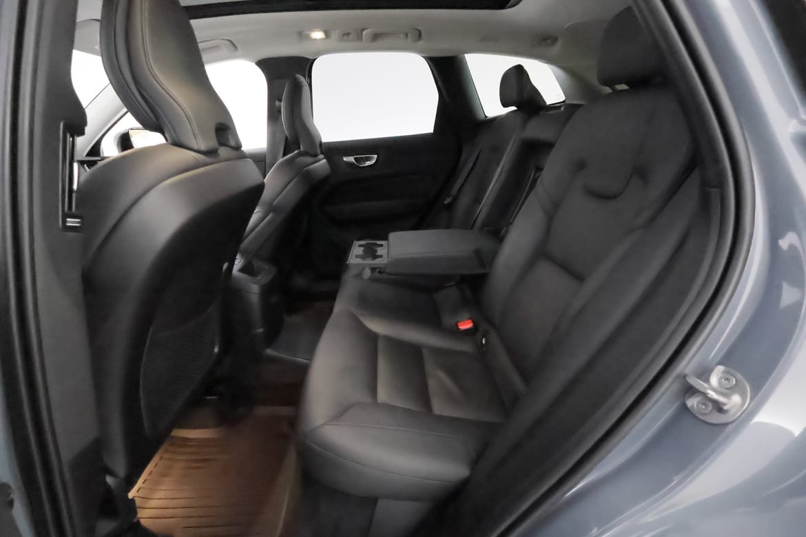 Volvo XC60 2023 - miniatyr 24