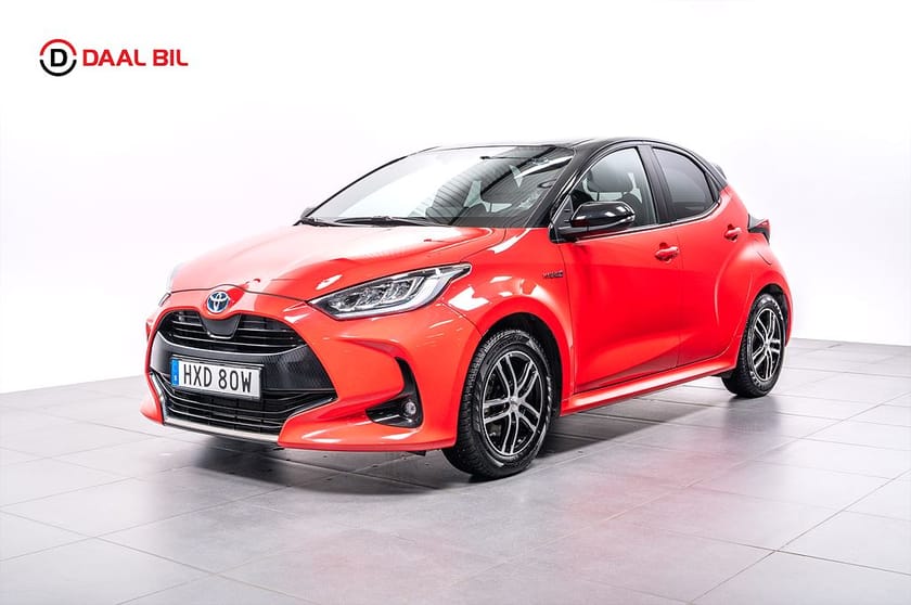 Bild 2 av Toyota Yaris Hybrid CVT 116HK PREMIERE EDT HUD B-KAM CARPLAY