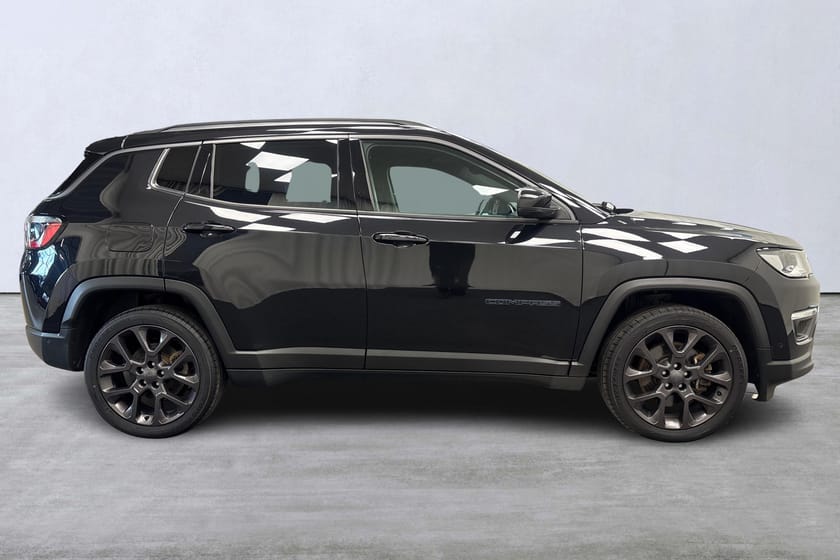 Bild 3 av Jeep Compass 4xe PHEV 240hk