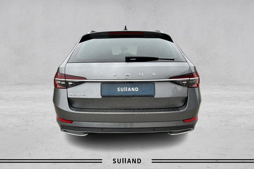 Bilde 4 av Škoda Superb Stasjonsvogn Sup3fl stv l&k d200 4x4 dsg
