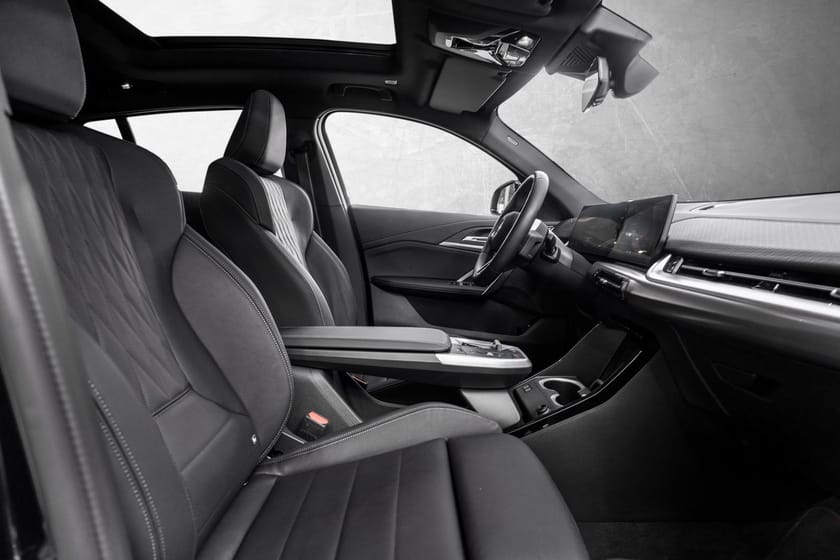 Bilde 2 av BMW iX2 xDrive30 