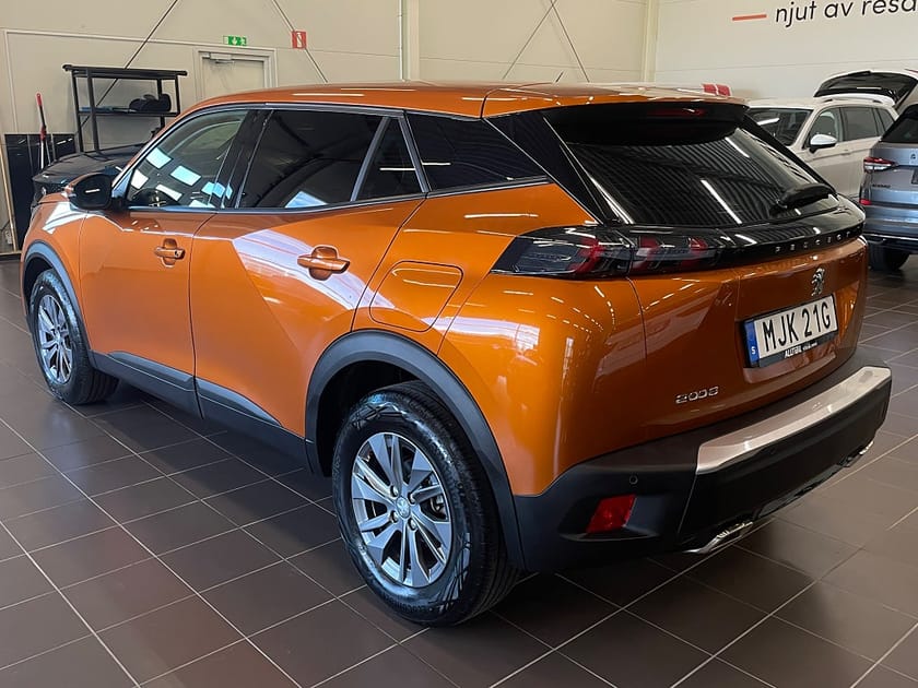 Bild 4 av Peugeot 2008 ACTIVE PT 130 AUT8 Carplay